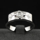 Diamond Ring in 18K Gold (WG) (แหวนเพชร)