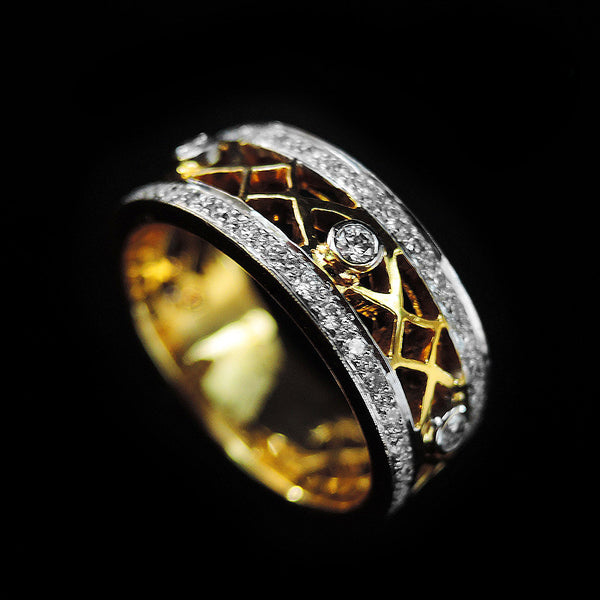 Diamond Ring in 22K Gold (แหวนเพชร)