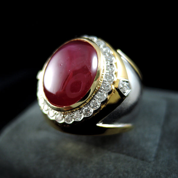 Ruby with Diamonds Ring in 22K Gold (แหวนทับทิมประดับเพชร)