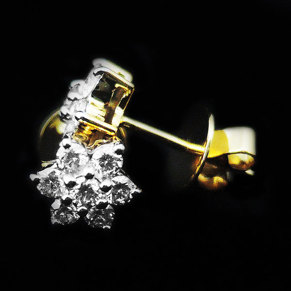 Diamond Earring in 22K Gold (ต่างหูเพชร)