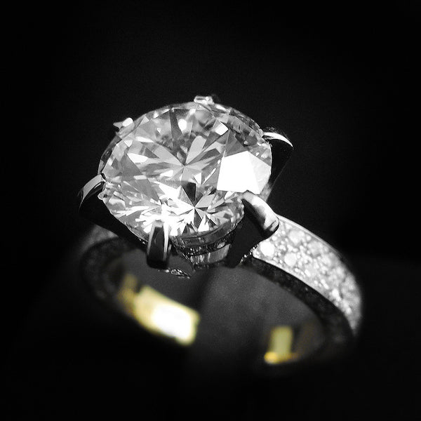 Diamond Ring in 22K Gold (H color) (แหวนเพชร 4.13cts)