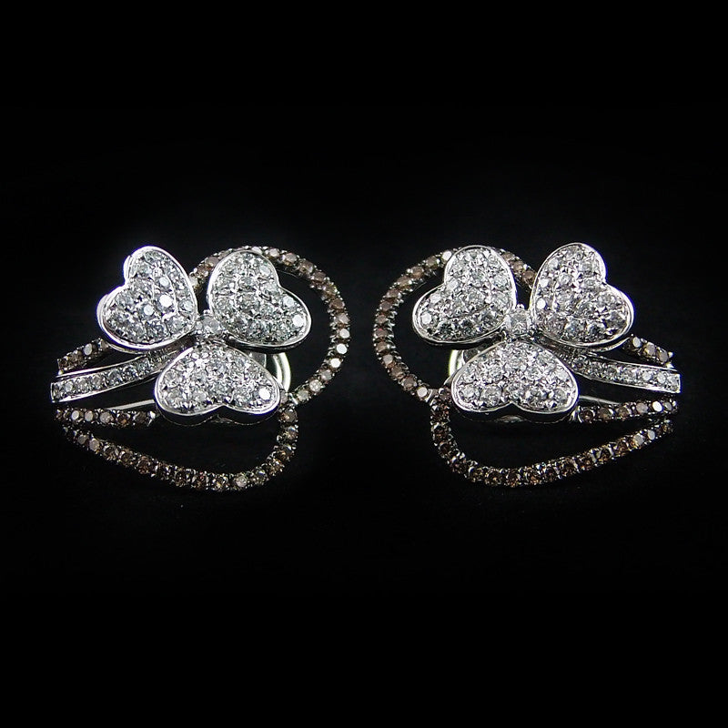 Black Diamond with Diamonds Earring in 18K Gold (WG) (ต่างหูเพชร Fancy ลายดอกไม้)