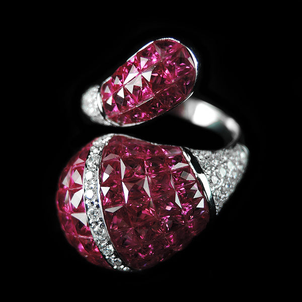 Ruby with Diamonds Ring in 22K Gold (แหวนทับทิมประดับเพชร)