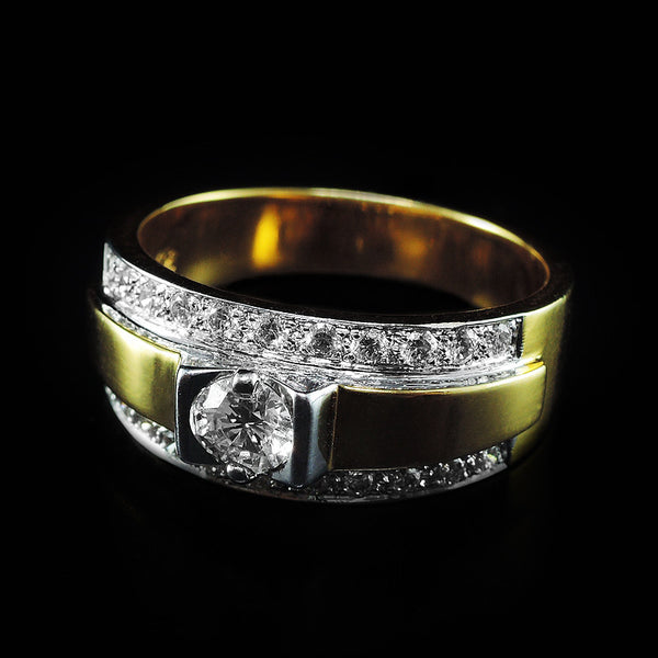 Diamond Ring in 22K Gold (แหวนเพชร)